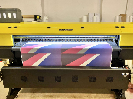 Новый принтер TRUJET M3 установлен в производственной компании «Мари Принт»