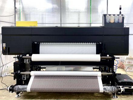 Компания Рутмарк установила сублимационный принтер TRUJET M4